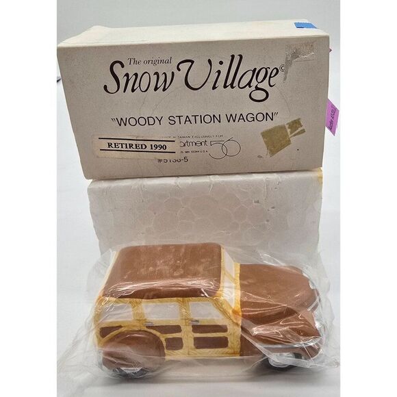 The Original Snow Village Retired 1990 Woody Station Wagon Collectible Decoratio - Picture 1 of 4